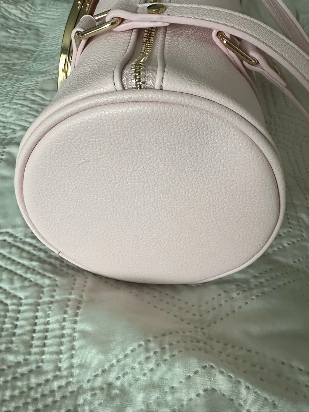 Pink kisslock Barrel bag Satchel